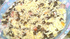 Arroz com lentilhas, frango e passas