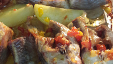 Tilápia assada ao creme de cebola