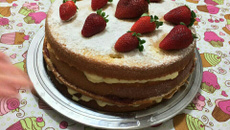 Naked cake de morango