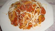 Macarrão de calabresa