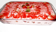 Pavê de chocolate com morango