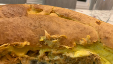 Torta de frango com creme de milho