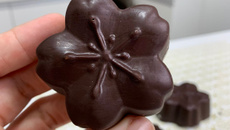 Bombom de chocolate 50% ao leite