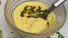 Mousse de maracujá sem gelatina super fácil