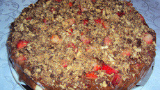 Torta de morango com bis