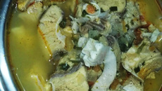 Moqueca de cação e pirão