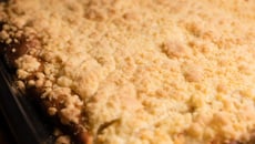 Cuca rápida de doce de leite