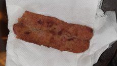 Linguiça à milanesa