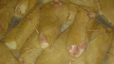 Panqueca de presunto e mussarela