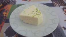 Mousse de limão com flocos de arroz