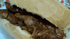 Lanche de pernil oriental