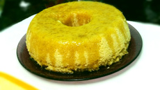 Bolo de laranja molhadinho de micro-ondas