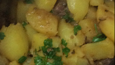 Picadinho de carne com batatas