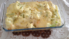 Frango com couve flor ao molho branco