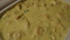 Camarão ao molho branco