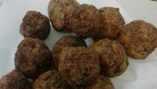 Almôndega sem glúten fácil e rápida