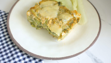 Torta lowcarb de frango e brócolis