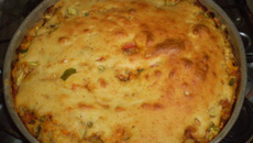 Torta salgada de sardinha e legumes