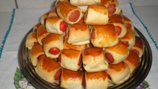 Enroladinhos de salsicha (assado)