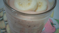 Vitamina de banana com goiabada