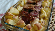 Rocambole de carne moída com mussarela