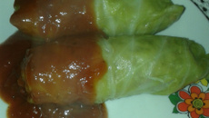 Charutos de carne e arroz