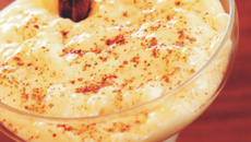 Arroz doce com cachaça e queijo