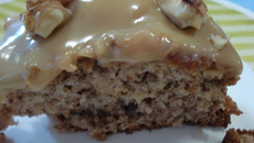 Bolo delicioso de nozes