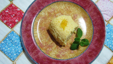 Pudim prático de damasco enfeitado com hortelã