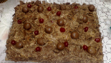 Bolo de trufas cereja