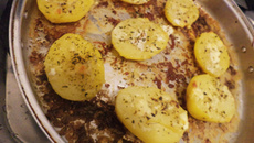 Batata gratinada com creme de leite