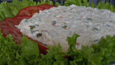 Salada de filé de pescada