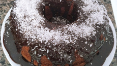 Bolo de chocolate no micro-ondas