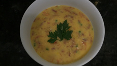 Sopa de mandioquinha com carne seca