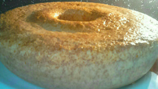 Bolo de malharia com parmesão tipicamente mineiro