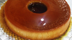 Pudim com doce de leite