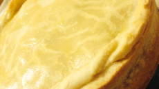 Torta tipo empada de frango com palmito