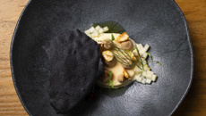 Sorvete noisette e alho negro