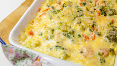 Arroz com legumes e frango