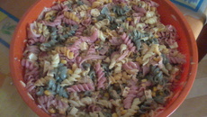 Salada de macarrão Serejo