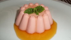 Flan de beterraba com coco