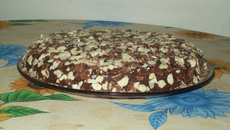 Torta gelada de chocolate e coco