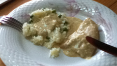 Bifes de peru com natas