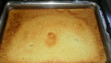 Bolo de leite cremoso