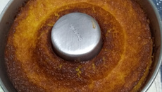 Bolo de fubá com coalhada