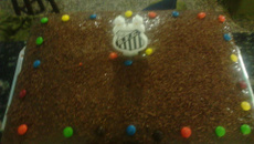 Bolo de brigadeiro com M&M's