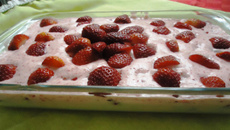 Espuma de morango fácil