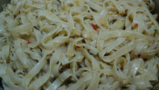 Macarrão alho e azeite