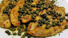 Tilápia ao molho de alcaparras 