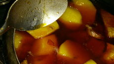 Costela cozida com batatas